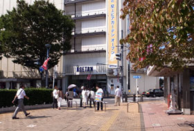 �X�^�W�I�ւ̍s����